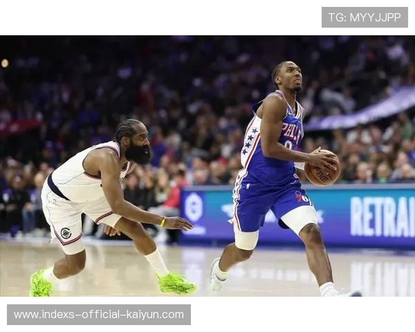 快船三分战术成关键点：开启现代篮球新纪元